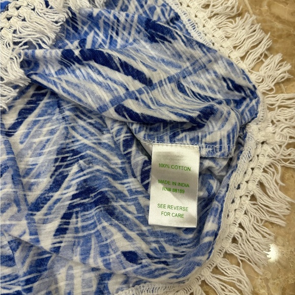 Lilly Pulitzer Kipper Tank Blouse. Lapis Blue . Size Extra Small - Picture 9 of 10